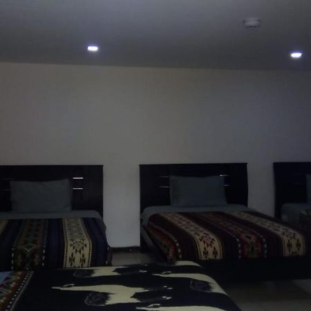 The Backpacker Hostal Ібарра Екстер'єр фото