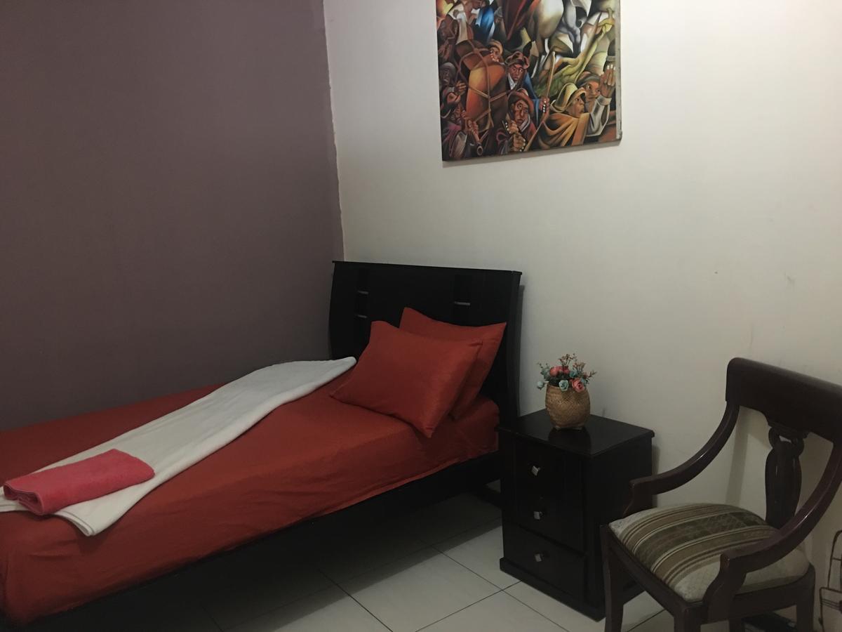 The Backpacker Hostal Ібарра Екстер'єр фото